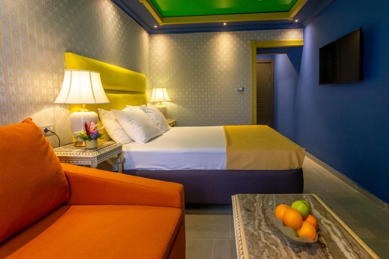 Hotel Craiova By Phoenicia Blue View Olimp Esterno foto