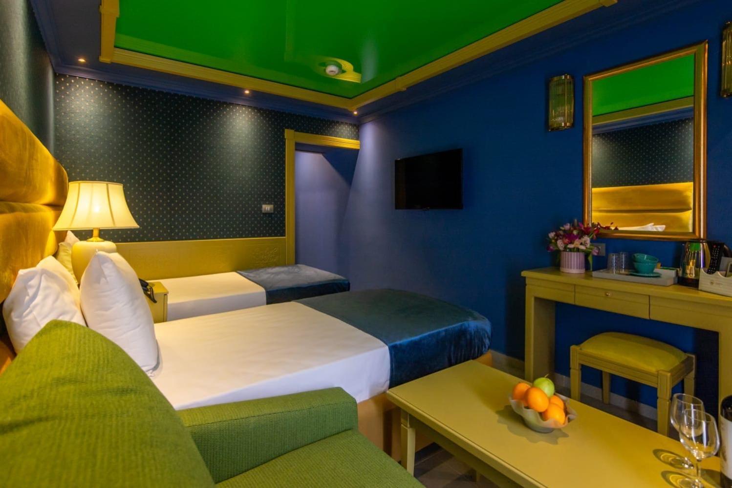 Hotel Craiova By Phoenicia Blue View Olimp Esterno foto