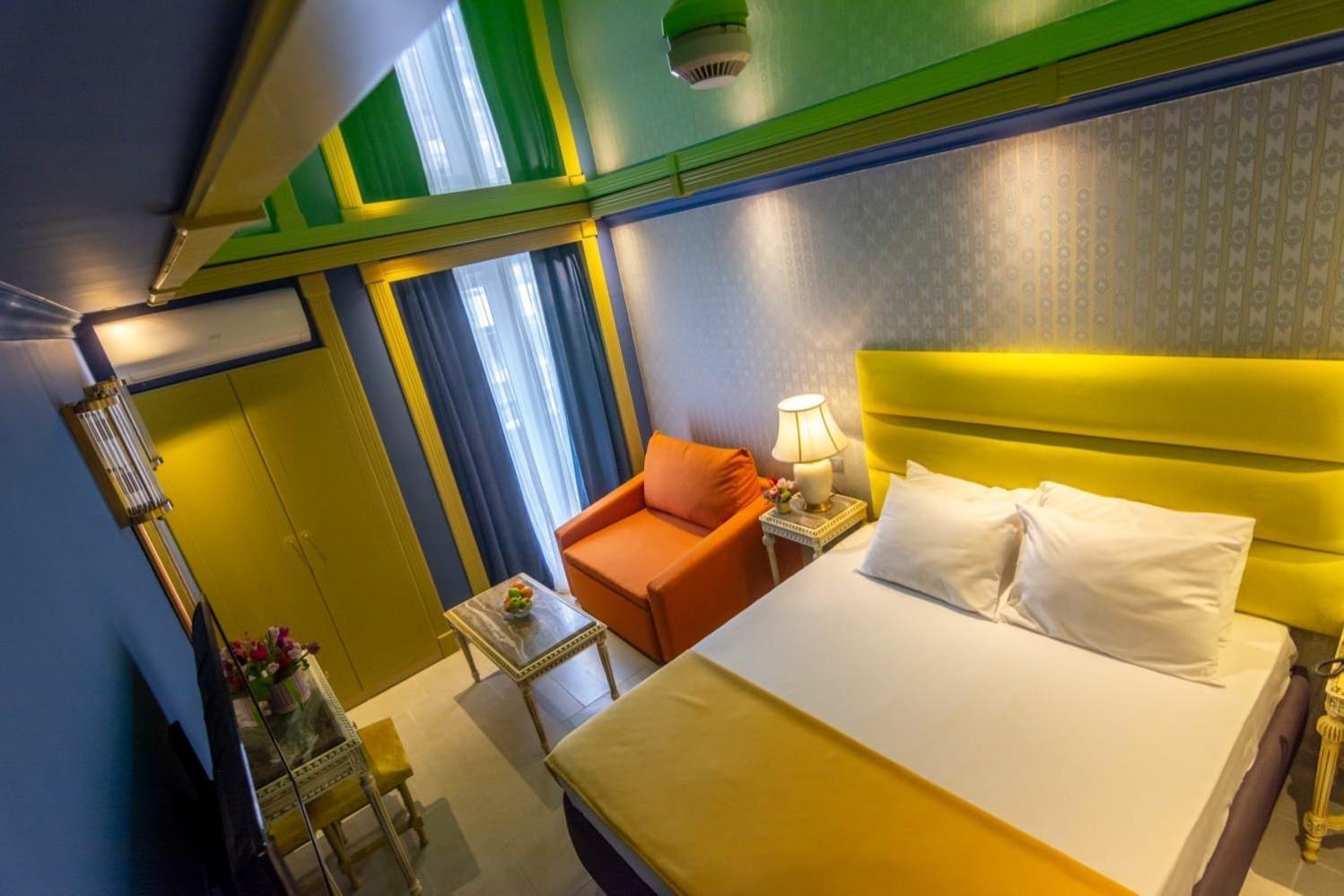 Hotel Craiova By Phoenicia Blue View Olimp Esterno foto